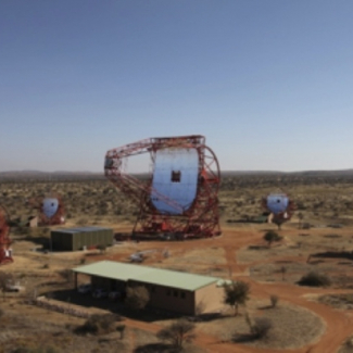 Vue du réseau de télescopes HESS en Namibie
© H.E.S.S. Collaboration, Clementina Medina[...]